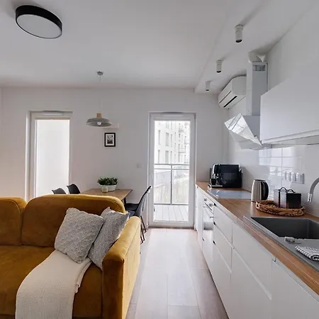 Targowa 10 Modern 2br Apt Apartment Warsaw
