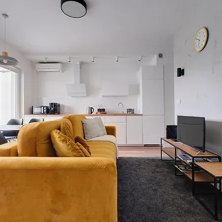Apartment Targowa 10 Modern 2br Apt Warsaw